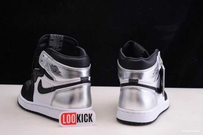CD0461-001 TOE 1 JORDAN HIGH AIR SILVER OG WMNS 0811